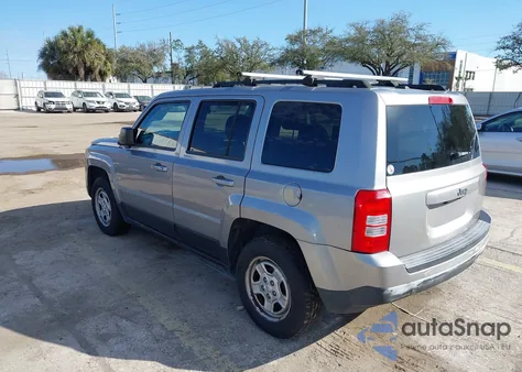 2017 Jeep Patriot Sport Fwd z USA, uszkodzony, nr VIN 1C4NJPBA6HD141113